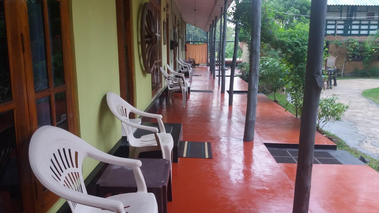 Villa Champagne Tissamaharama Luaran gambar