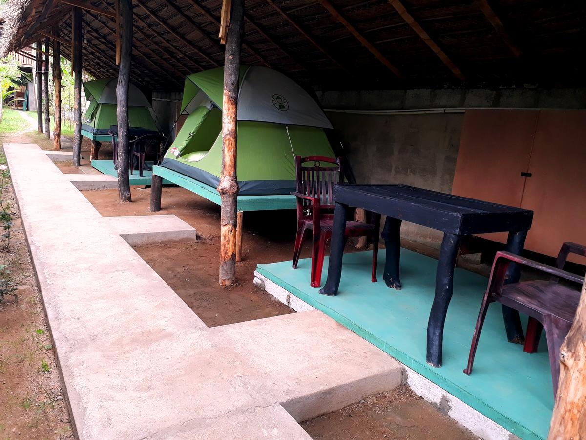 Villa Champagne Tissamaharama Luaran gambar